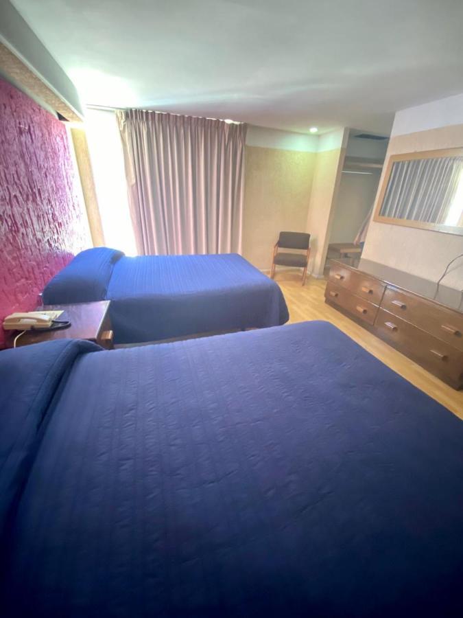 Hotel Zacatecas Courts Zewnętrze zdjęcie