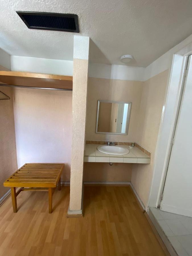 Hotel Zacatecas Courts Zewnętrze zdjęcie