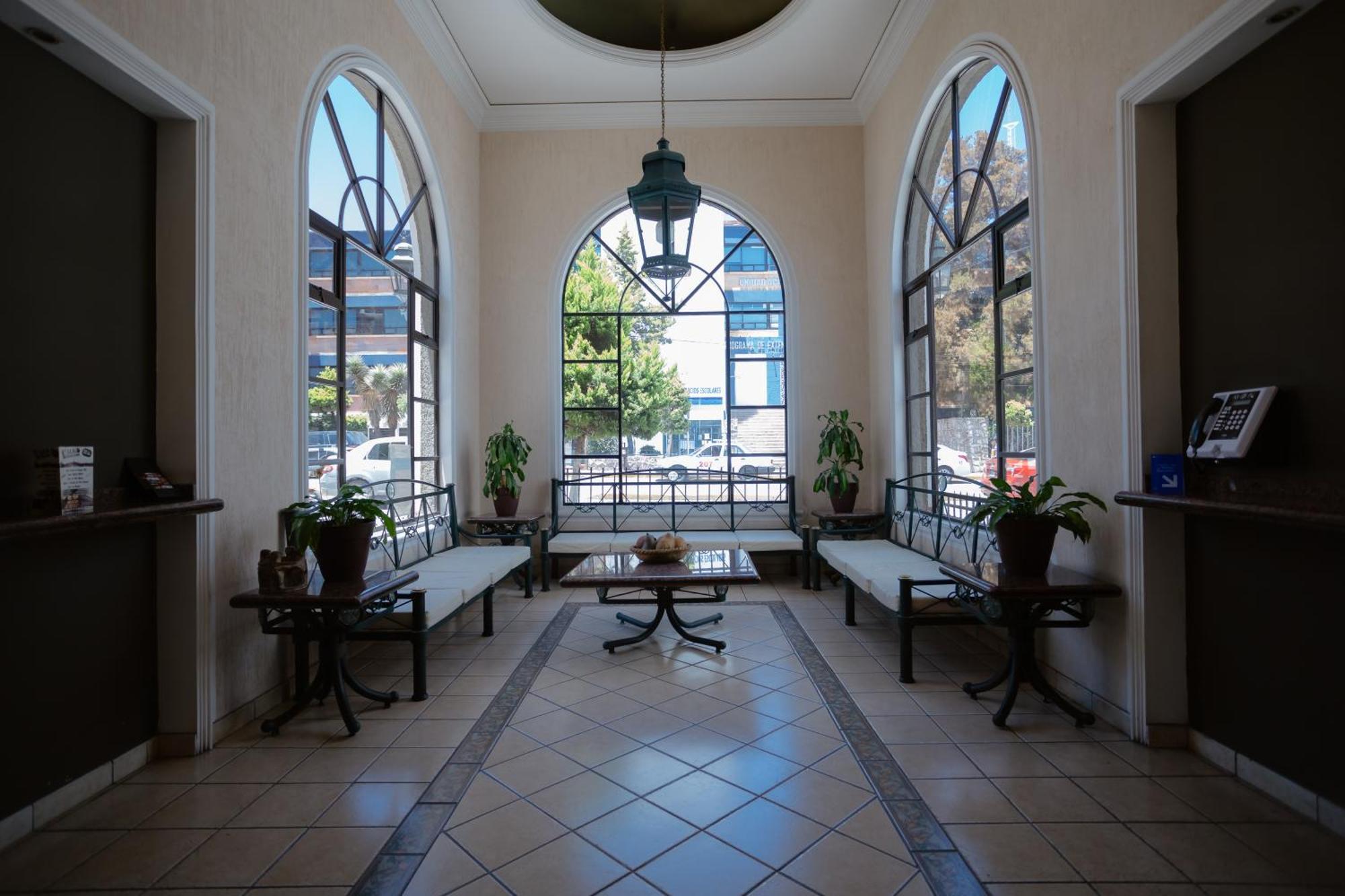 Hotel Zacatecas Courts Zewnętrze zdjęcie