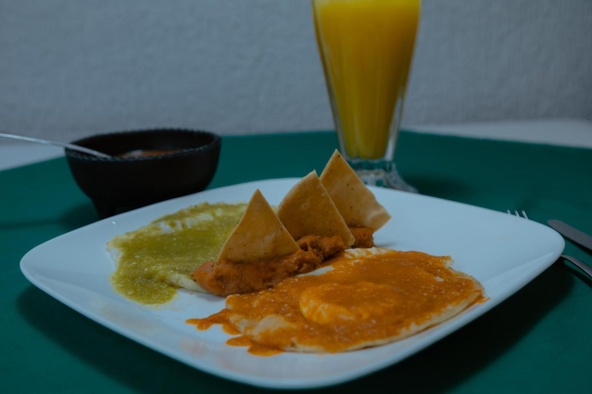 Hotel Zacatecas Courts Zewnętrze zdjęcie